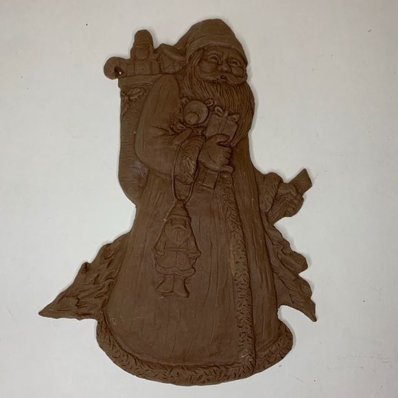 TNT Holiday Tnt Set Of Two Unfinished Old World Santa Claus Resin